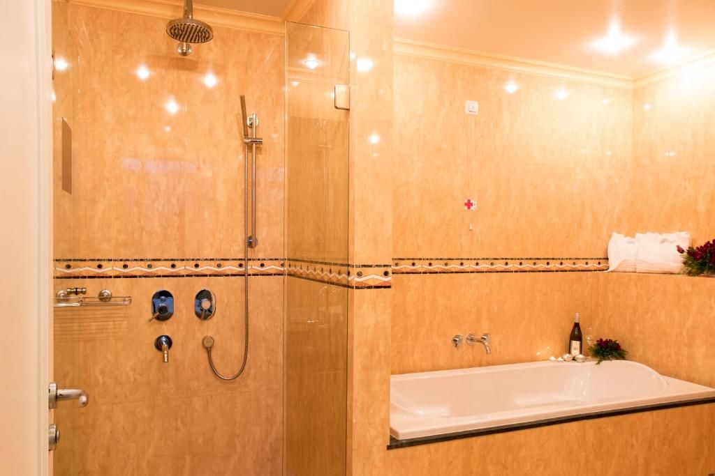 Отель Arena Di Serdica Hotel София